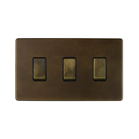 Screwless Vintage Brass 3 Gang Switch With 1 Intermediate (2 x 2 Way Light Switch with 1 Intermediate) - SE Home