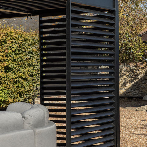 Messina Pergola Louvre Screen Small - SE Home