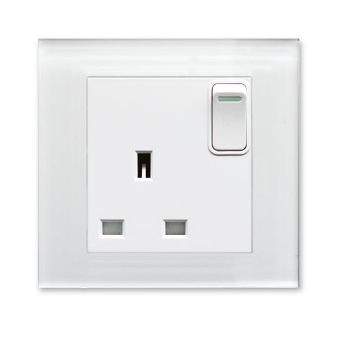 Retrotouch Crystal Crystal PG 13A Single Plug Socket with Switch White