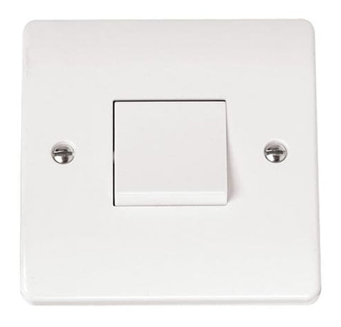 White Electrical Sockets and Switches White 10A 1 Gang 3 Pole Switch